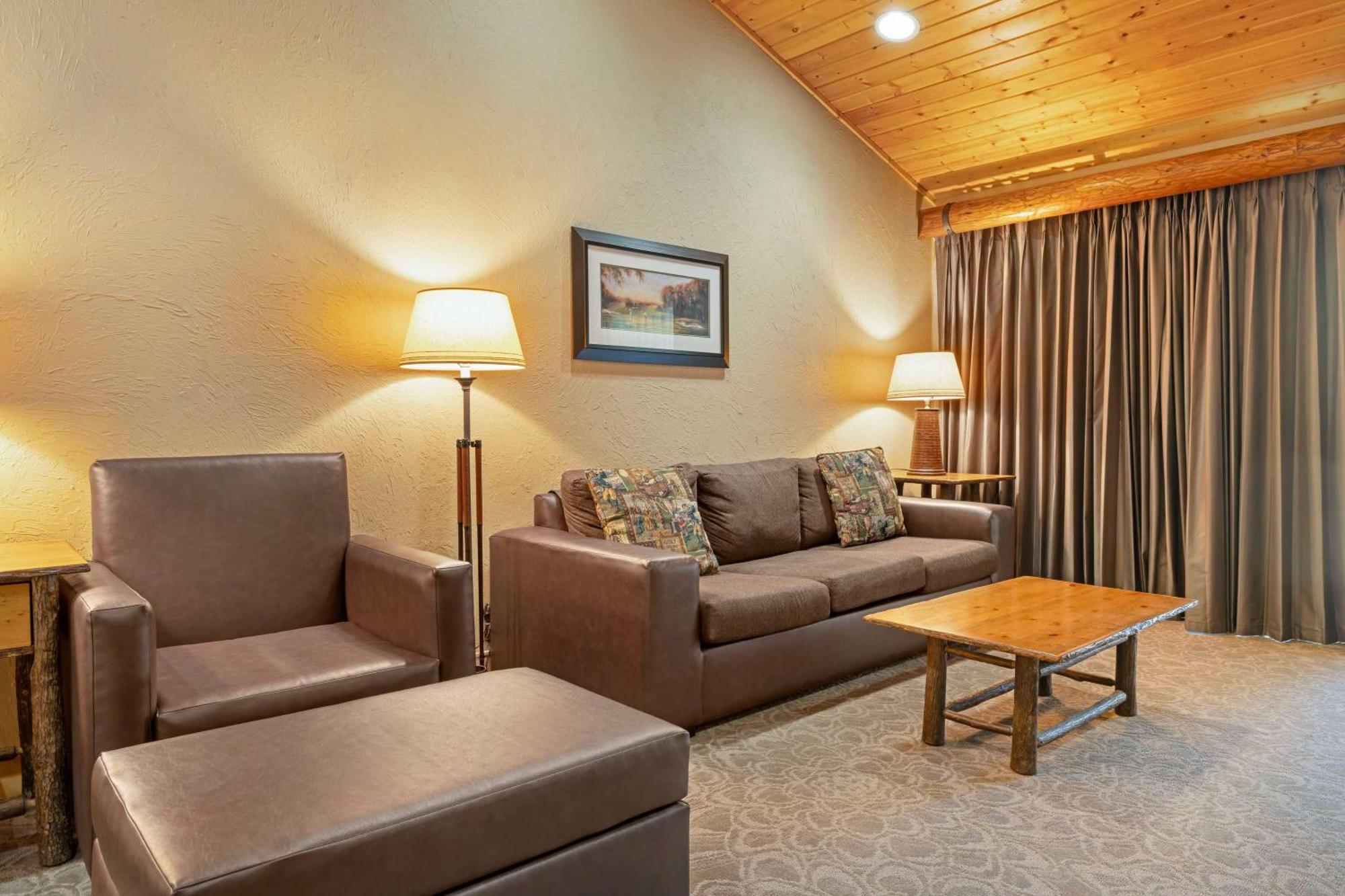 Best Western Ponderosa Lodge Сістерс Екстер'єр фото